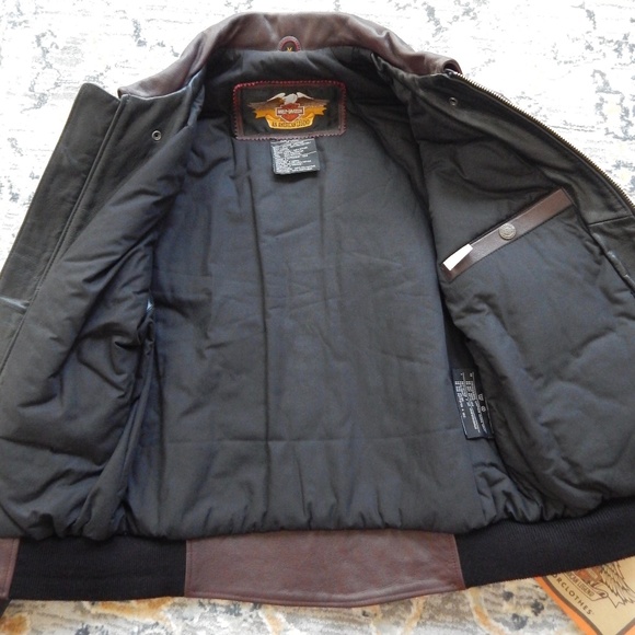 SOLD. NWT- Harley Davidson Leather Jacket - Picture 5 of 10